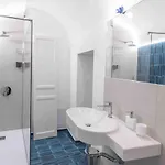Apartment Calderai 82 1 E 2 *