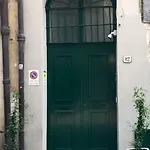 Apartment Calderai 82 1 E 2