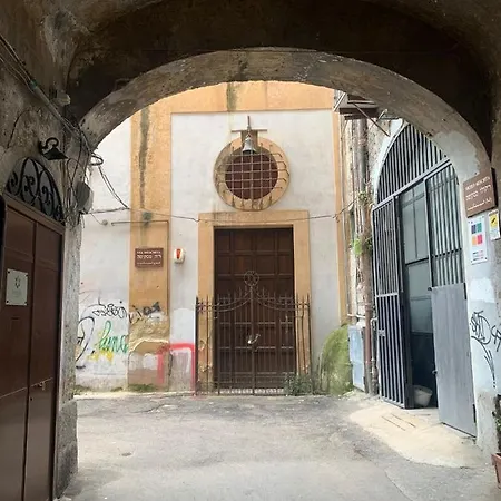 Calderai 82 1 E 2 * Palerme