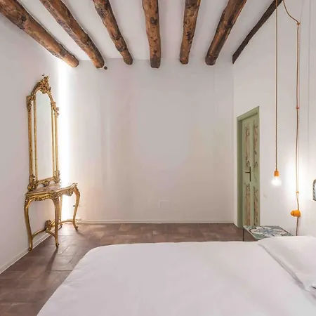 Apartamento Calderai 82 1 E 2 *