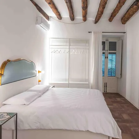 Apartamento Calderai 82 1 E 2 *