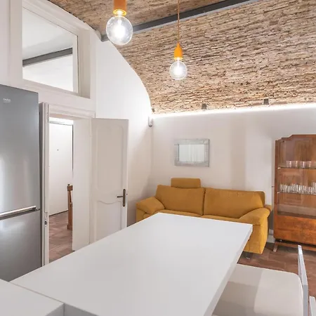 Lejlighed Calderai 82 1 E 2
